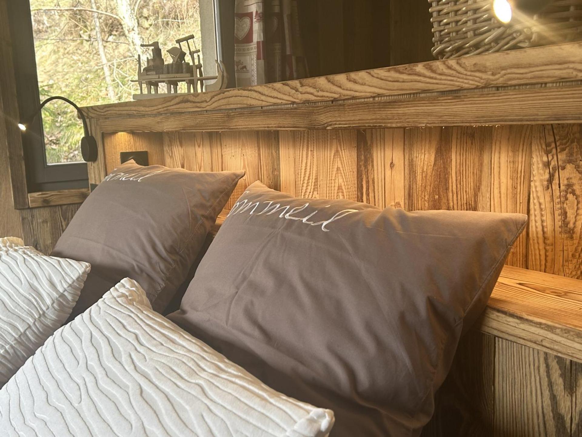 Escargot De Neige Bed & Breakfast Ла Брес Екстериор снимка