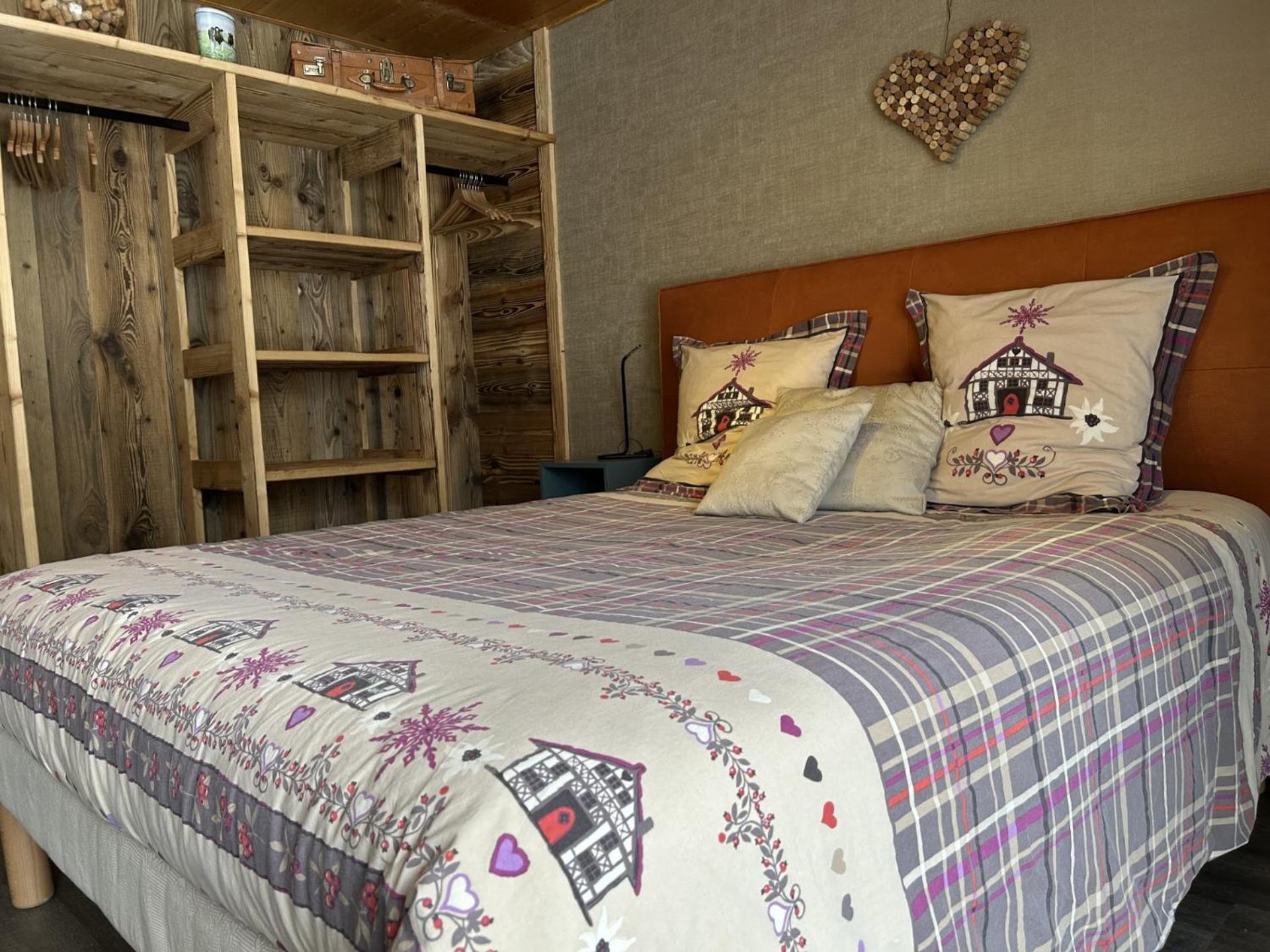 Escargot De Neige Bed & Breakfast Ла Брес Екстериор снимка