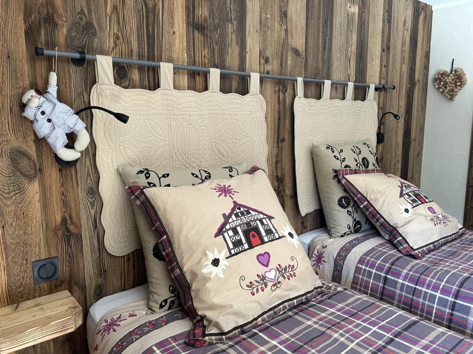 Escargot De Neige Bed & Breakfast Ла Брес Екстериор снимка